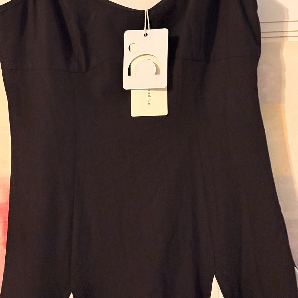 Commense Black and White Strapless Flared Gown - Picture 2 of 5
